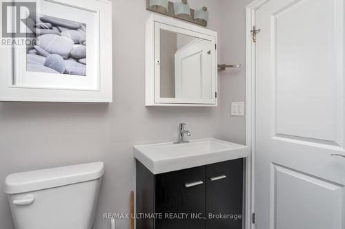 290 Westmount Avenue, Toronto, ON - Indoor Photo Showing Bathroom