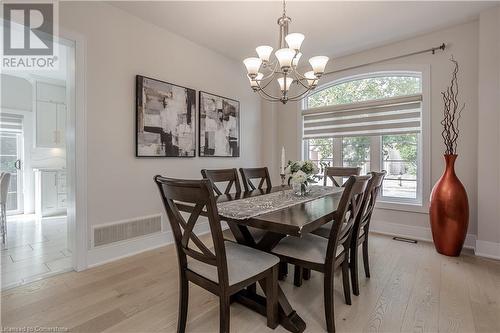 4176 Fuller Crescent, Burlington, ON - Indoor Photo Showing Dining Room