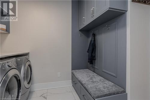 4176 Fuller Crescent, Burlington, ON - Indoor Photo Showing Laundry Room