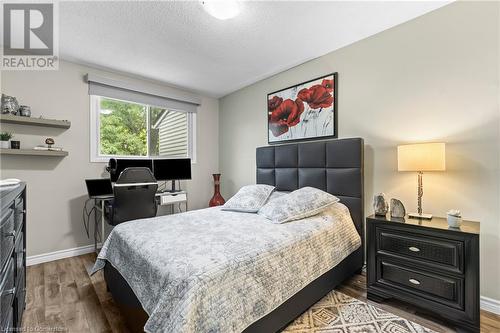 14 Derby Street Unit# 28, Hamilton, ON - Indoor Photo Showing Bedroom