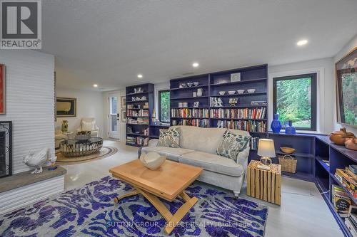 Lower level walk out with separate entrance - 824 Clearview Avenue, London, ON - Indoor Photo Showing Living Room