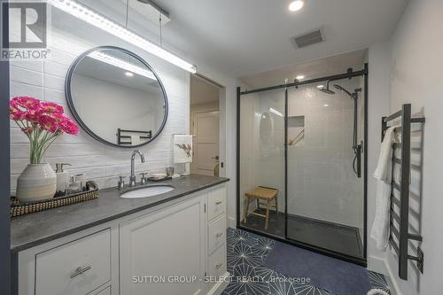 Heated floors in all bathrooms - premium finishes - 824 Clearview Avenue, London, ON - Indoor Photo Showing Bathroom