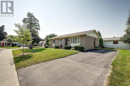 60 Jena Crescent, London, ON - Outdoor With Facade