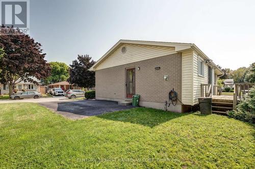 60 Jena Crescent, London, ON - Outdoor With Exterior