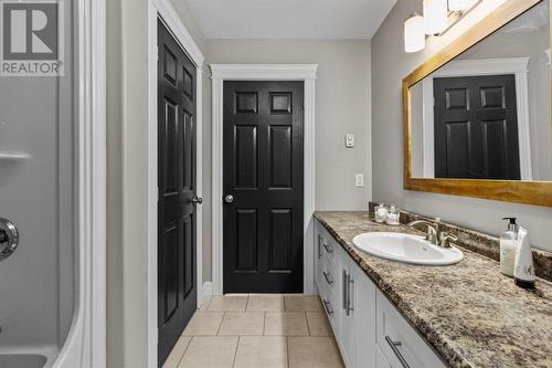 8 Mike Adam Place, St. John'S, NL - Indoor Photo Showing Bathroom