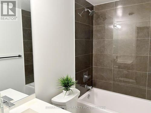 3208 - 251 Jarvis Street, Toronto, ON - Indoor Photo Showing Bathroom