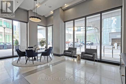 3305 - 19 Grand Trunk Crescent, Toronto, ON - Indoor Photo Showing Dining Room