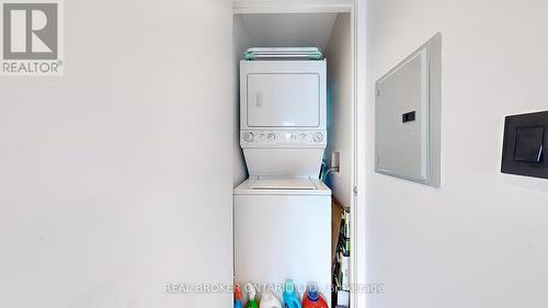 2402 - 33 Lombard Street, Toronto, ON - Indoor Photo Showing Laundry Room