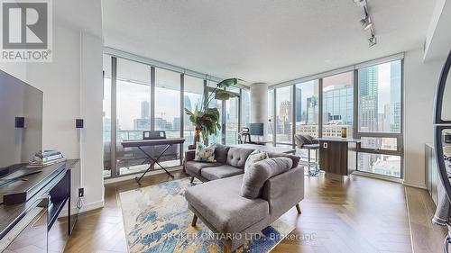 2402 - 33 Lombard Street, Toronto, ON - Indoor Photo Showing Living Room