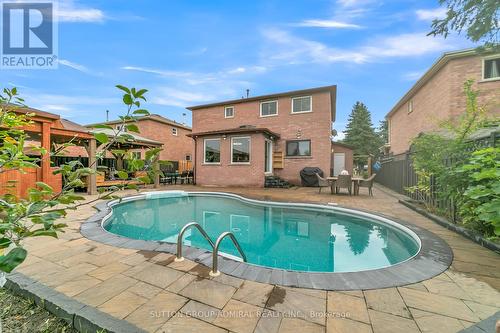 971 Leslie Valley Drive, Newmarket, ON - Outdoor With In Ground Pool With Backyard With Exterior