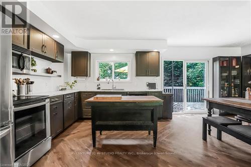 409 Mcnaughton Street, South Bruce Peninsula, ON - Indoor Photo Showing Kitchen