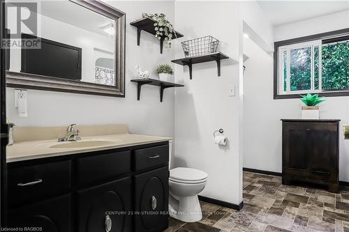 409 Mcnaughton Street, South Bruce Peninsula, ON - Indoor Photo Showing Bathroom