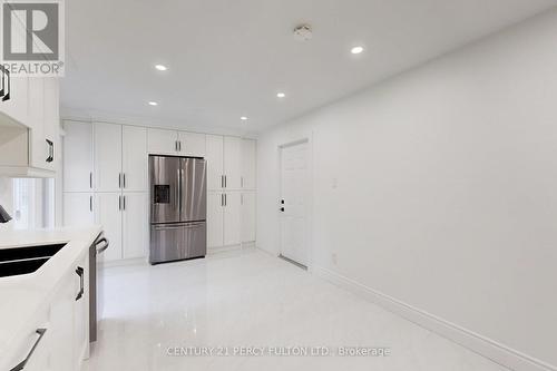 78 Agincourt Drive, Toronto, ON - Indoor Photo Showing Kitchen