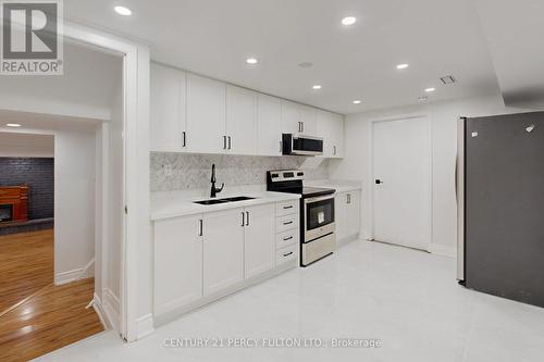 78 Agincourt Drive, Toronto, ON - Indoor Photo Showing Kitchen