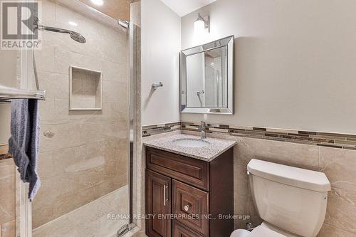 3898 Skyview Street, Mississauga, ON - Indoor Photo Showing Bathroom