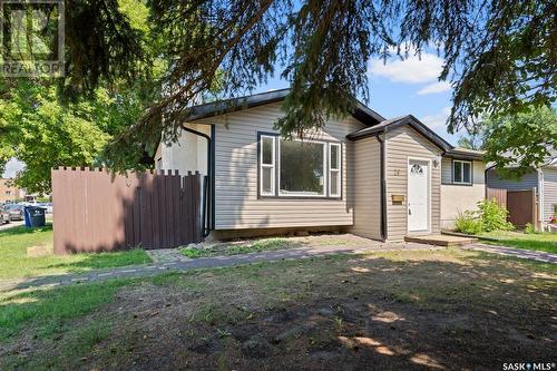 26 Assiniboine Drive, Saskatoon, SK - Outdoor