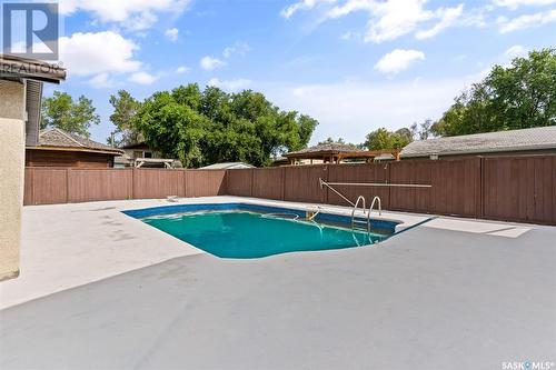 26 Assiniboine Drive, Saskatoon, SK - Outdoor With In Ground Pool With Backyard