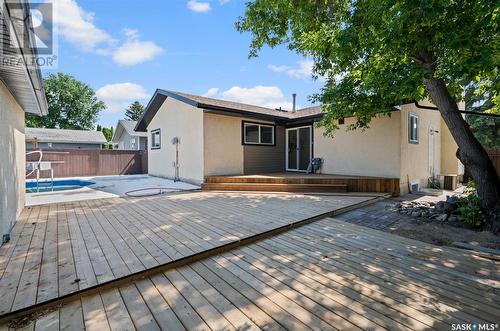 26 Assiniboine Drive, Saskatoon, SK - Outdoor With Exterior