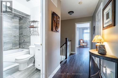 18 - 2880 Headon Forest Drive, Burlington, ON - Indoor Photo Showing Bathroom