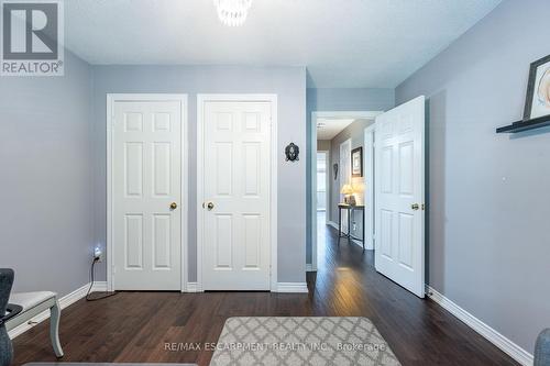 18 - 2880 Headon Forest Drive, Burlington, ON - Indoor Photo Showing Bedroom