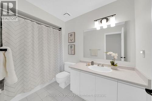 19 Sal Circle, Brampton, ON - Indoor Photo Showing Bathroom