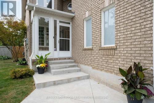 19 Sal Circle, Brampton, ON - Outdoor With Facade