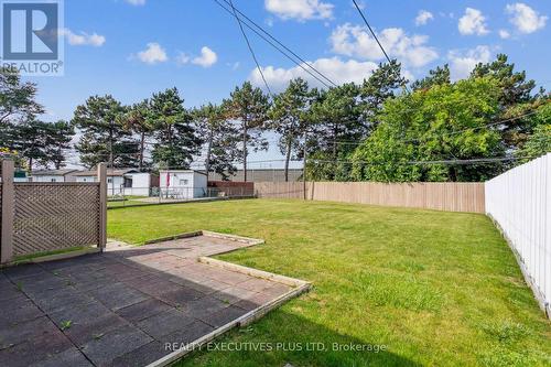 128 Kingsview Boulevard, Toronto, ON - Outdoor With Backyard