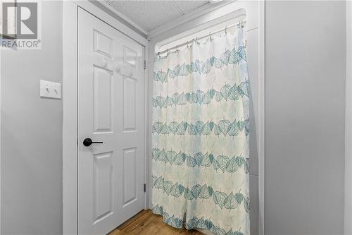 320 Patricia Avenue, Pembroke, ON - Indoor Photo Showing Bathroom