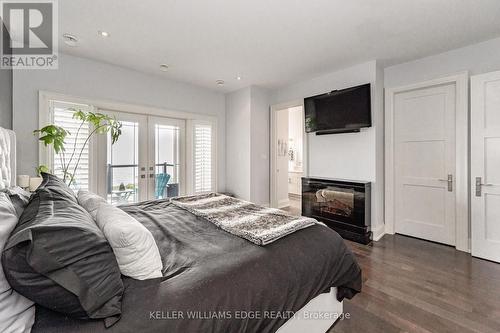 1083 Beach Boulevard, Hamilton, ON - Indoor Photo Showing Bedroom