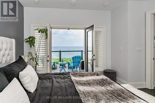 1083 Beach Boulevard, Hamilton, ON - Indoor Photo Showing Bedroom