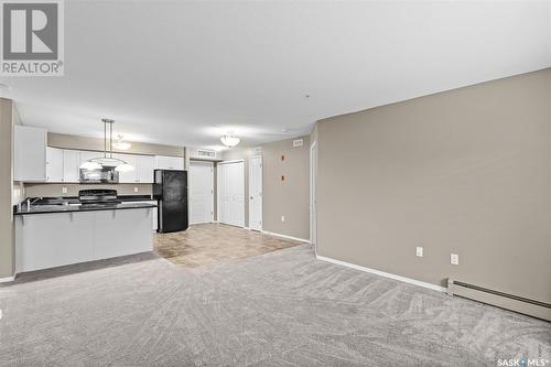 104 150 Pawlychenko Lane, Saskatoon, SK - Indoor Photo Showing Kitchen