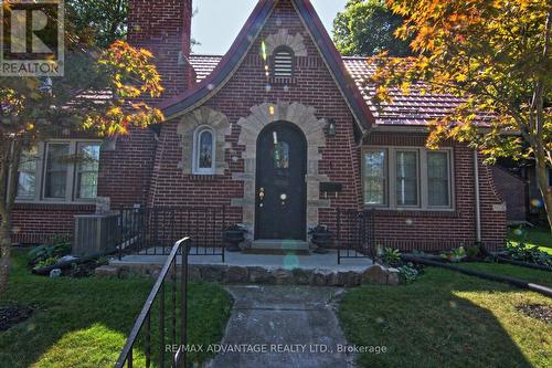 1 Woodland Place, London, ON - Outdoor With Facade