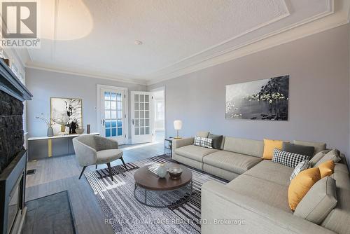 1 Woodland Place, London, ON - Indoor Photo Showing Living Room