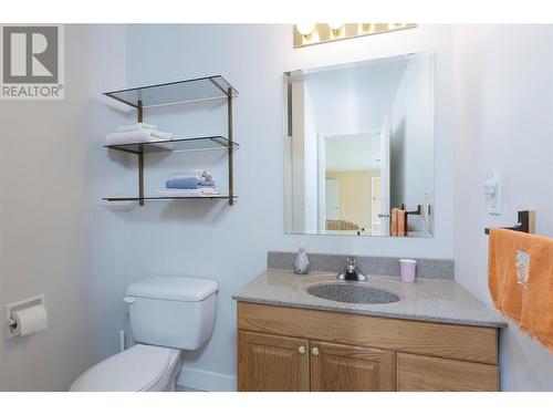 3333 Chancellor Place Unit# 4, West Kelowna, BC - Indoor Photo Showing Bathroom