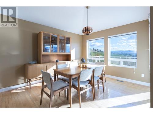 3333 Chancellor Place Unit# 4, West Kelowna, BC - Indoor Photo Showing Dining Room