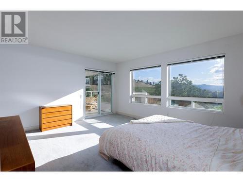 3333 Chancellor Place Unit# 4, West Kelowna, BC - Indoor Photo Showing Bedroom