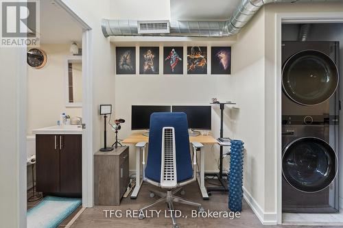 318 - 1410 Dupont Street, Toronto (Dovercourt-Wallace Emerson-Junction), ON - Indoor Photo Showing Laundry Room