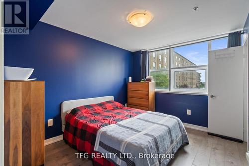 318 - 1410 Dupont Street, Toronto (Dovercourt-Wallace Emerson-Junction), ON - Indoor Photo Showing Bedroom