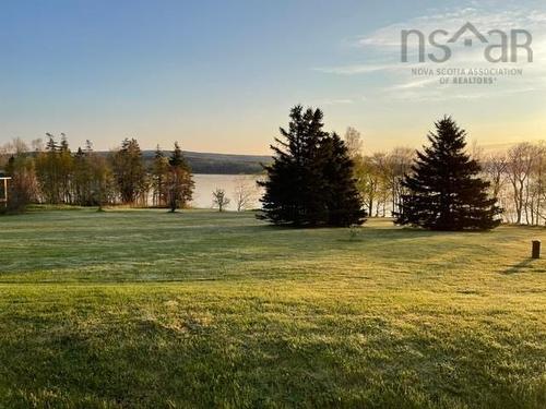 1565 West Lake Ainslie Road, Mason'S Point, NS 