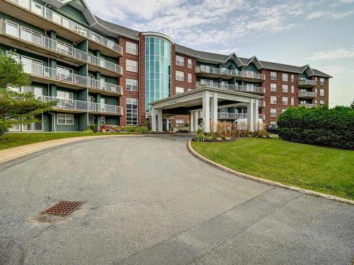 308 429 Parkland Drive, Halifax, NS 