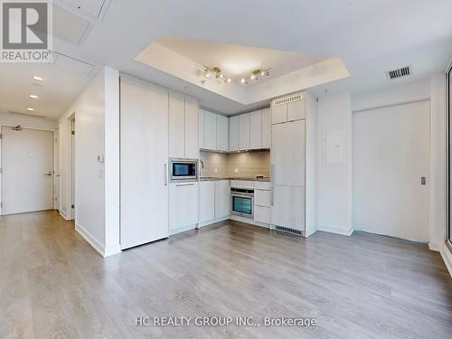 2609 - 115 Blue Jays Way, Toronto, ON - Indoor Photo Showing Kitchen