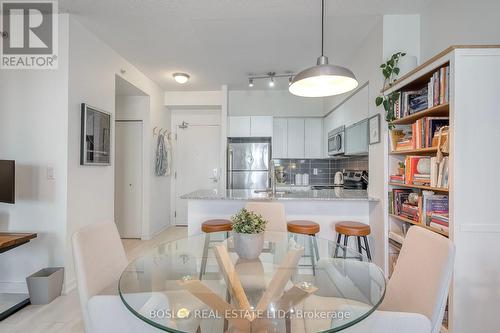 802 - 150 East Liberty Street, Toronto, ON - Indoor Photo Showing Dining Room