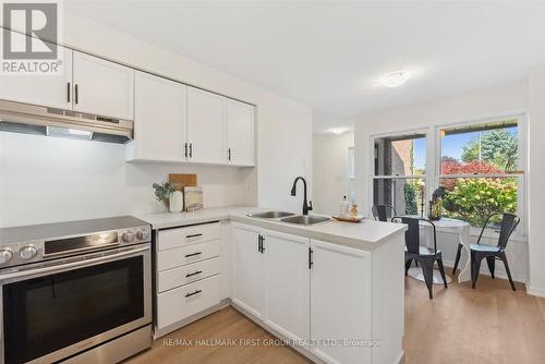 1041 Rathmore Crescent, Pickering, ON - Indoor Photo Showing Kitchen With Double Sink