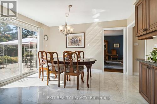 8 Northgate Crescent, Richmond Hill, ON - Indoor Photo Showing Dining Room