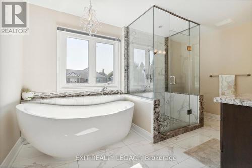 8 Northgate Crescent, Richmond Hill, ON - Indoor Photo Showing Bathroom