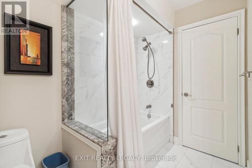 8 Northgate Crescent, Richmond Hill, ON - Indoor Photo Showing Bathroom