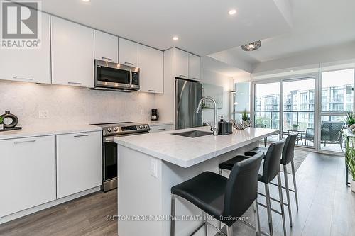 301 - 415 Sea Ray Avenue, Innisfil, ON - Indoor Photo Showing Kitchen With Upgraded Kitchen