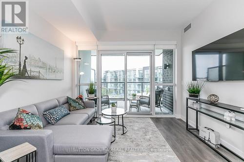 301 - 415 Sea Ray Avenue, Innisfil, ON - Indoor Photo Showing Living Room