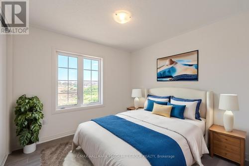 70 West Oak Trail, Barrie, ON - Indoor Photo Showing Bedroom