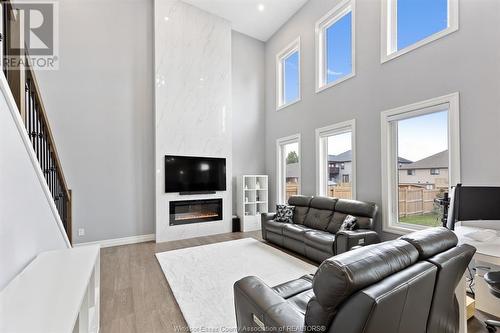 202 Spring Street, Belle River, ON - Indoor Photo Showing Living Room With Fireplace